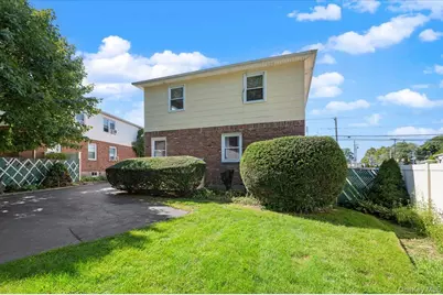 634 Broadway, Bethpage, NY 11714 - Photo 27