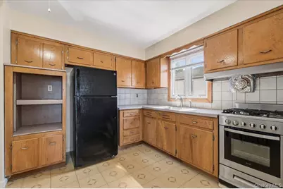 634 Broadway, Bethpage, NY 11714 - Photo 21
