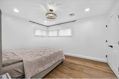 1375 Oak Lane, East Meadow, NY 11554 - Photo 13