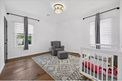 1375 Oak Lane, East Meadow, NY 11554 - Photo 23
