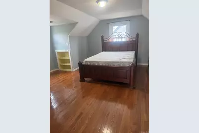 24 Wheeler Avenue, Valley Stream, NY 11580 - Photo 9