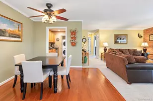 107 Richmond Blvd, Ronkonkoma, NY 11779 - Photo 9