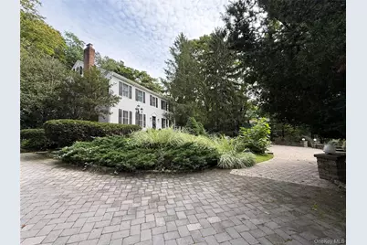 195 Cove Road, Syosset, NY 11771 - Photo 21