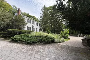 195 Cove Rd, Syosset, NY 11771 - Photo 21