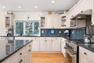 38 Old Fort Ln, Southampton, NY 11968 - Photo 11