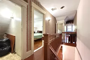 94-24 41st Rd, Elmhurst, NY 11373 - Photo 17