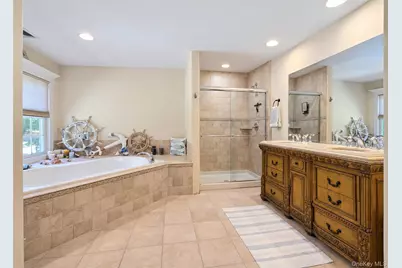 5 Keystone Court, Smithtown, NY 11787 - Photo 19