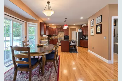 5 Keystone Court, Smithtown, NY 11787 - Photo 9