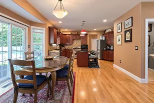 5 Keystone Ct, Smithtown, NY 11787 - Photo 9