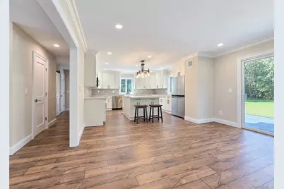 19 Victoria Lane, Manorville, NY 11949 - Photo 7