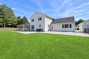 19 Victoria Ln, Manorville, NY 11949 - Photo 37