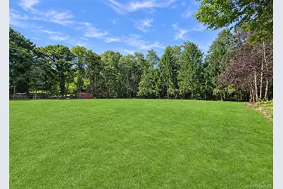 19 Victoria Lane, Manorville, NY 11949 - Photo 35
