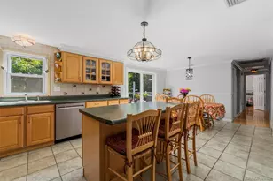 77 Robin Dr, Carmel, NY 10512 - Photo 9