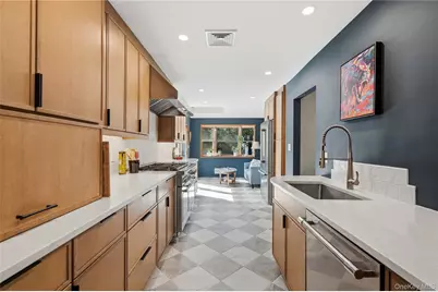 5 Lansing Lane, East Northport, NY 11731 - Photo 11