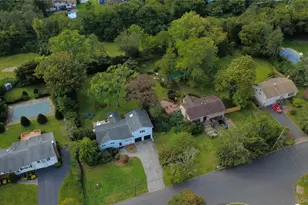 5 Lansing Ln, East Northport, NY 11731 - Photo 3