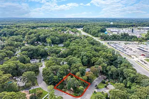 2 Jefferson Ct, East Setauket, NY 11733 - Photo 7