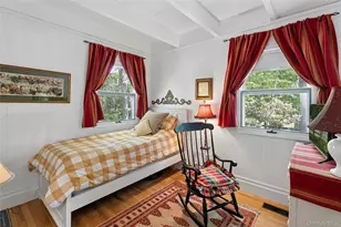 9 Lake View Ct, Southampton, NY 11968 - Photo 15
