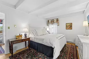 9 Lake View Ct, Southampton, NY 11968 - Photo 13
