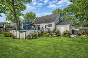 24 Lantern St, Huntington, NY 11743 - Photo 21