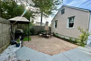 302 McCall Ave, West Islip, NY 11795 - Photo 9