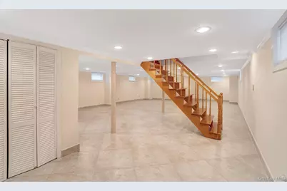 149-34 Lefferts Boulevard, Ozone Park, NY 11420 - Photo 19