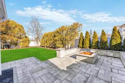 3 Avelaine Court, Babylon, NY 11702 - Photo 17