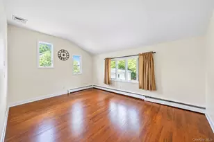3 Avelaine Ct, Babylon, NY 11702 - Photo 7