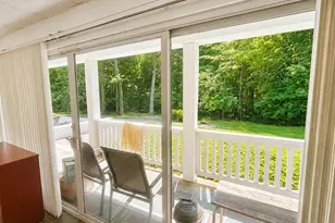 40 Maplewood Dr, Northport, NY 11768 - Photo 11