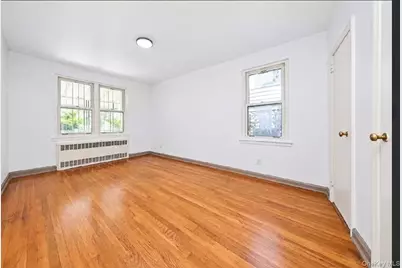 9056 52nd Avenue, Elmhurst, NY 11373 - Photo 19