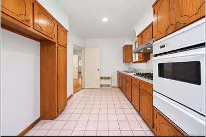 9056 52nd Avenue, Elmhurst, NY 11373 - Photo 15