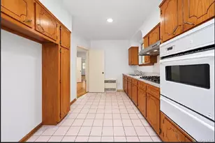 90-56 52nd Ave, Elmhurst, NY 11373 - Photo 15