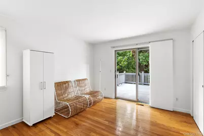 422 Montauk Highway, Southampton, NY 11968 - Photo 13