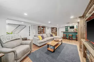60 Westwood Ave, Deer Park, NY 11729 - Photo 25