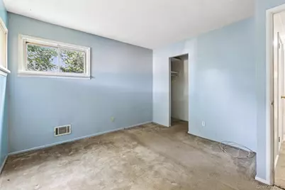 2719 Connecticut Avenue, Medford, NY 11763 - Photo 17