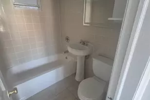 101-04 32nd Ave, East Elmhurst, NY 11369 - Photo 9