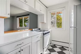 200 Merrick Rd, Amityville, NY 11701 - Photo 7