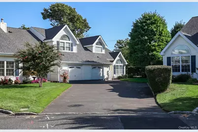 4 Joyces Way, Bay Shore, NY 11706 - Photo 5