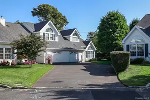 4 Joyces Way, Bay Shore, NY 11706 - Photo 5