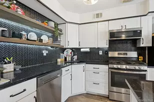 33 Fairview Cir, Middle Island, NY 11953 - Photo 9