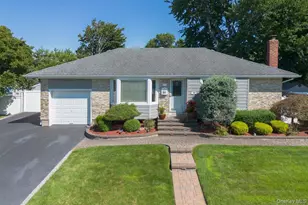 53 Burlington Ave, Deer Park, NY 11729 - Photo 19