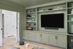 117 Montauk Blvd, East Hampton, NY 11937 - Photo 17