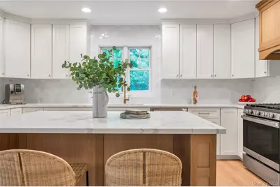 117 Montauk Boulevard, East Hampton, NY 11937 - Photo 15