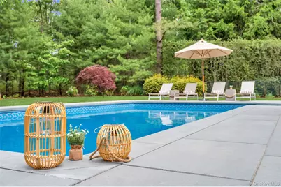 117 Montauk Boulevard, East Hampton, NY 11937 - Photo 5