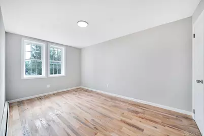 21933 Edgewood Avenue, Springfield Gardens, NY 11413 - Photo 13