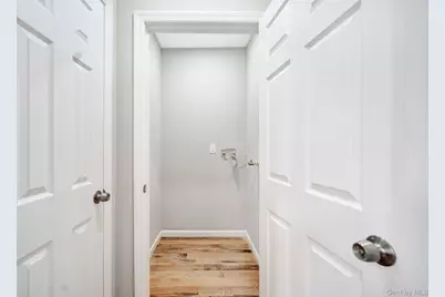 21933 Edgewood Avenue, Springfield Gardens, NY 11413 - Photo 11