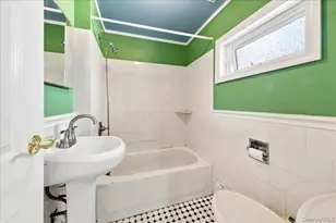 11 Oak Ave, Bronx, NY 10465 - Photo 13