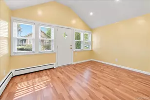 11 Oak Ave, Bronx, NY 10465 - Photo 5