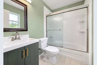 6 Gordal Lane, Coram, NY 11727 - Photo 11