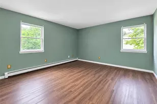 6 Gordal Ln, Coram, NY 11727 - Photo 9
