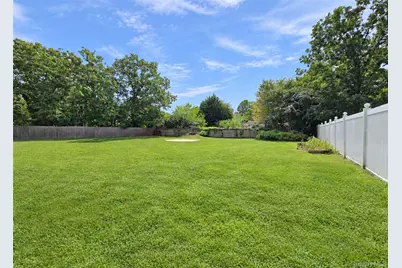 6 Gordal Lane, Coram, NY 11727 - Photo 21